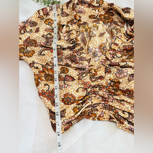 Free People I Got You Pink Yellow Floral Print Long Sleeve Crop Top Size XS - Picture 8 of 12